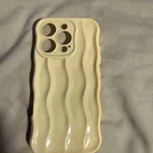 Wave Pattern Cream Phone Case